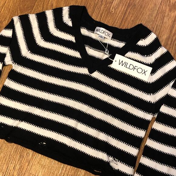 Wildfox Black and White Distressed Striped Pullover Sweater Size Small - Picture 6 of 11
